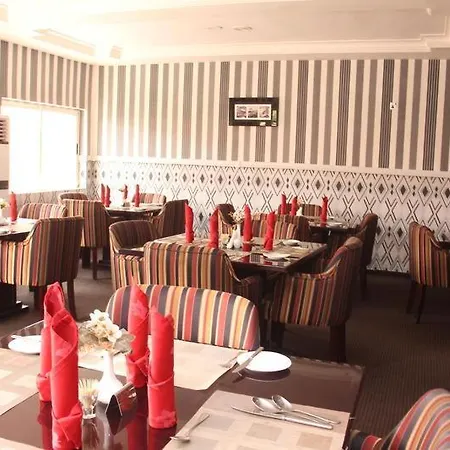 Grand Ibro Annex Hotel 3*